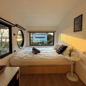 บ้านเคลื่อนที่, ลานระเบียง, วิวภูเขา