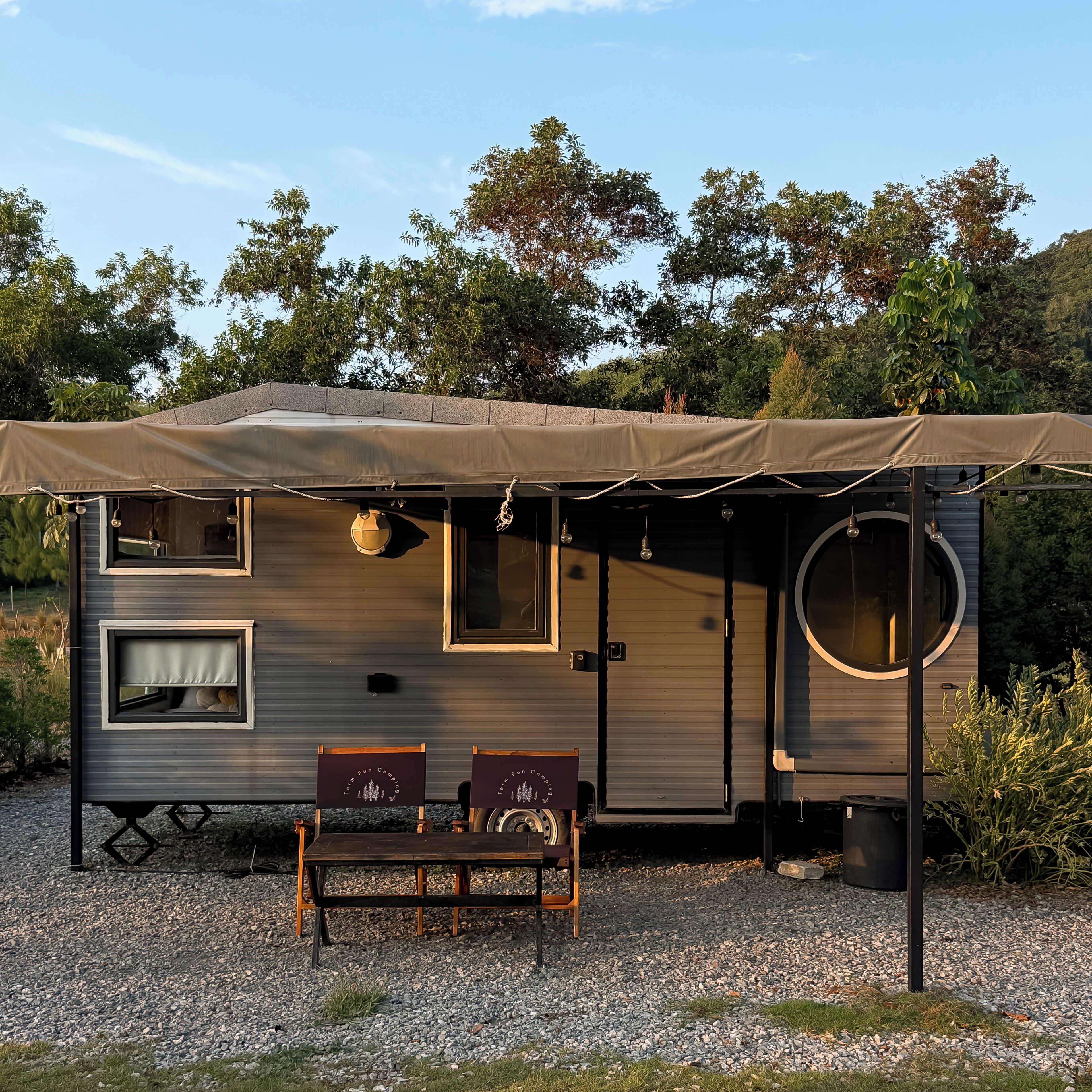 บ้านเคลื่อนที่, ลานระเบียง, วิวภูเขา | บริเวณภายนอก