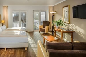 Living area - Central Suite III – Modern Comfort in the Heart of Greifswald (Greifswald)