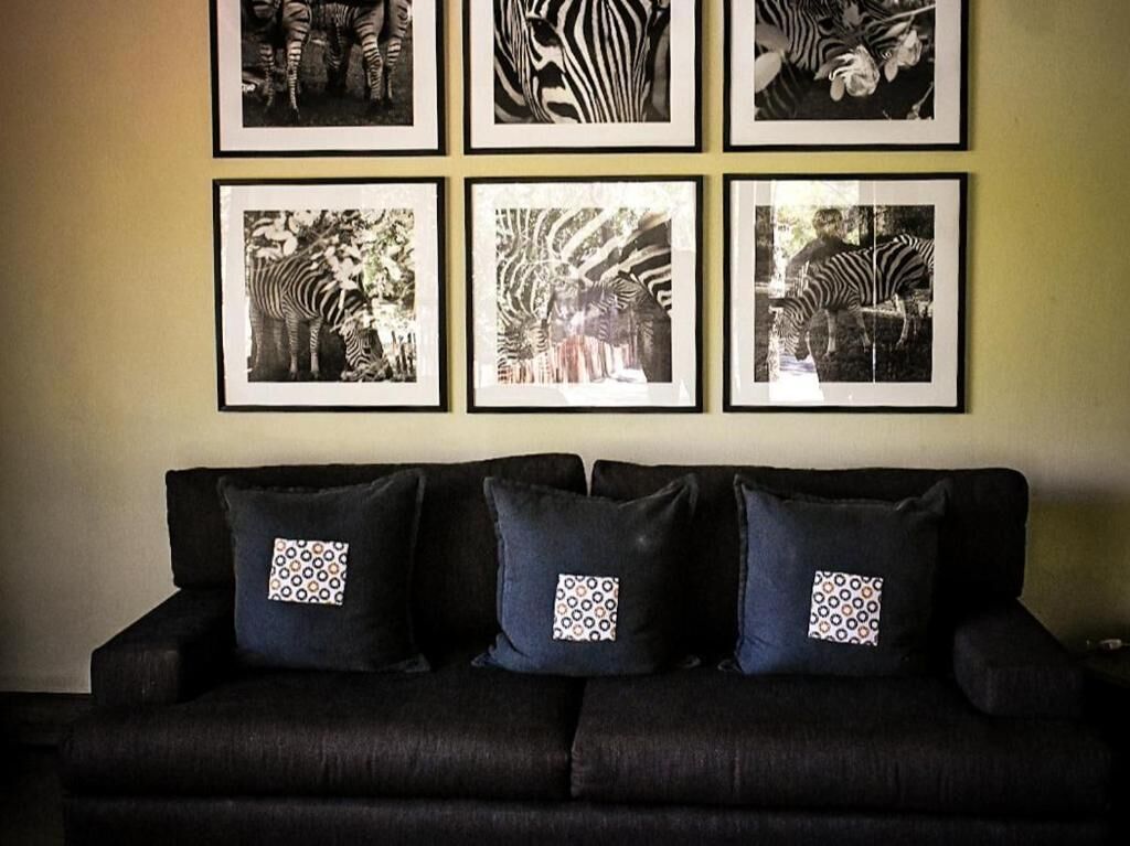 Suite superior, pati, vistes al jardí | Interior