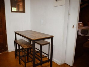 Cabana familiar, vistes al jardí | Servei de restauració