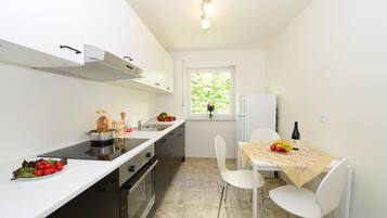 Family Apartment | Private kitchen