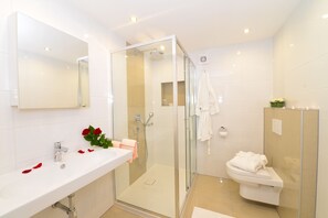 Bathroom - Hotel am Buchwald (Esslingen am Neckar)