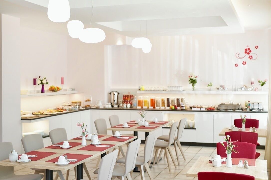 Tägliches kontinentales Frühstück gegen Gebühr