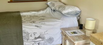 Kerrib Farm Shepherds Hut in Pomeroy