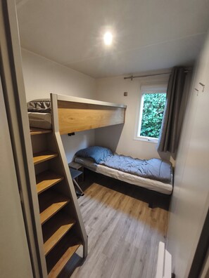 Room - Vrbo Property (Argelès-sur-Mer)