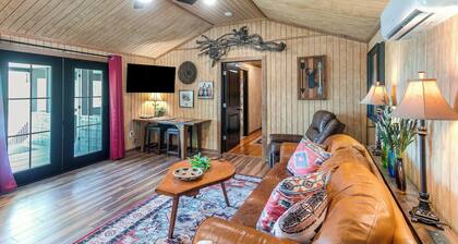 Private Fishing Pond! Secluded Enigma Retreat