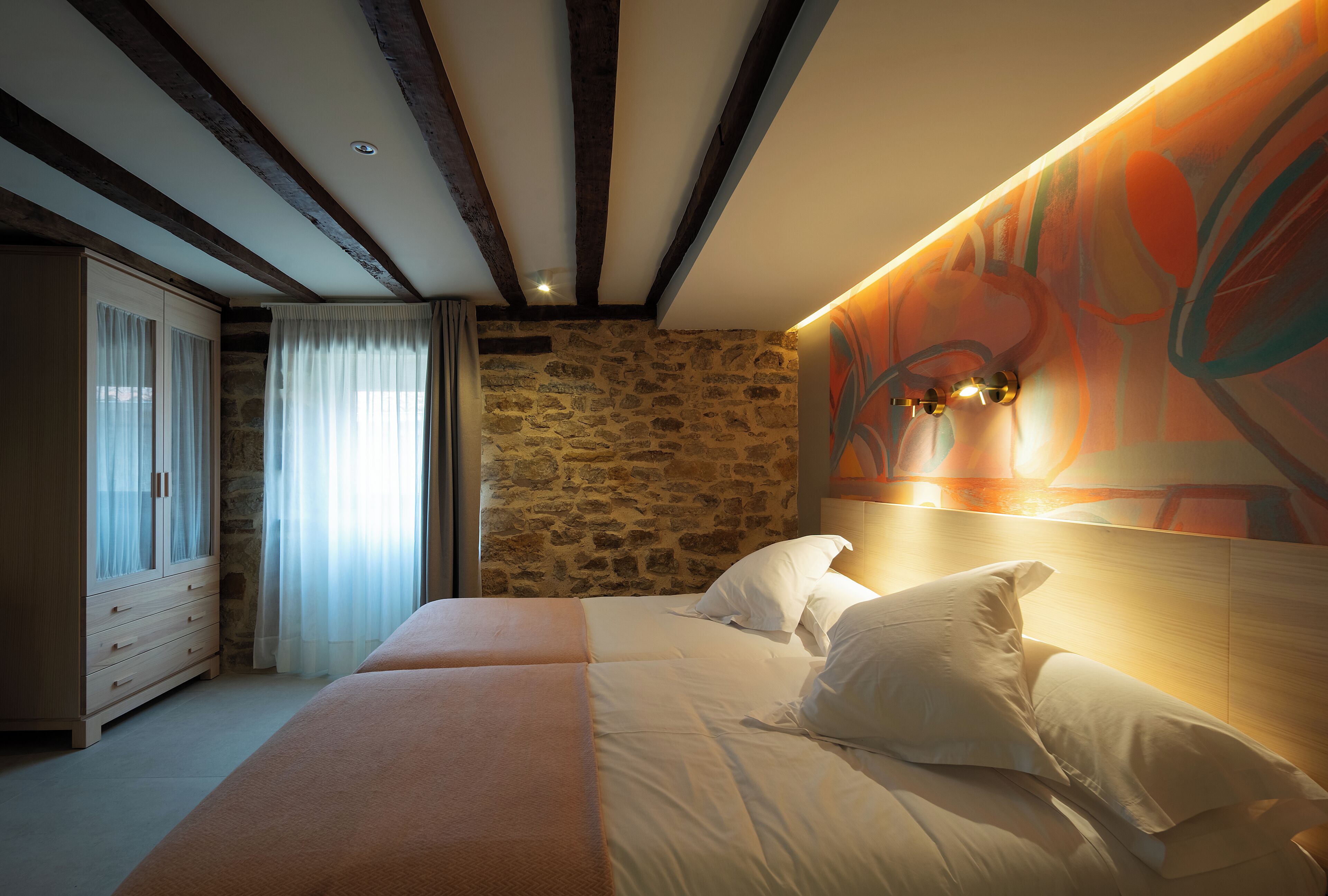 Comfort Twin Room, City View