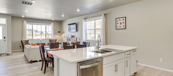 Work, Play & Explore Denver! Townhome Near Airport