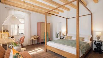 Deluxe Double Room, Partial Sea View | In-room safe, desk, soundproofing, free WiFi