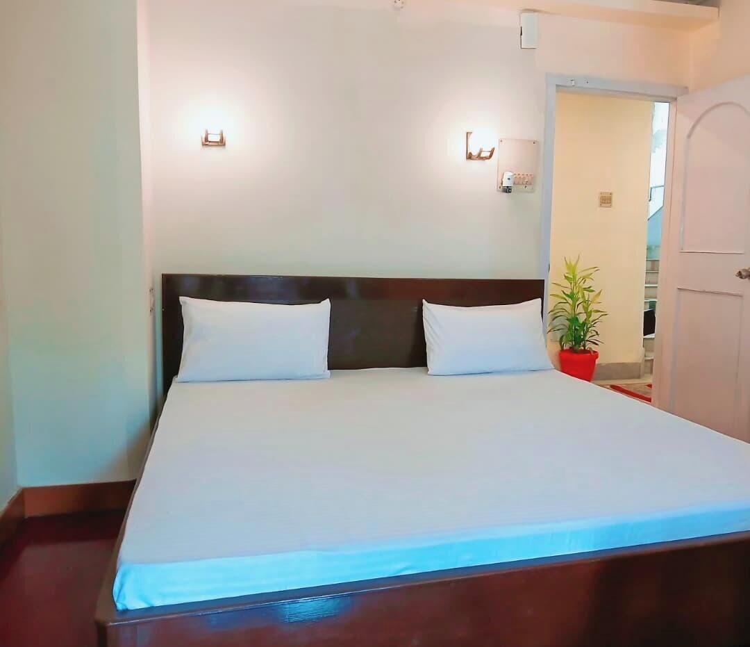 Habitación doble Deluxe, vista a la ciudad | Escritorio, espacio para trabajar con laptop y wifi gratis 
