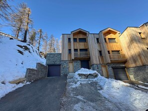 Exterior - Spacious chalet in Vars for 12 ppl (Vars)