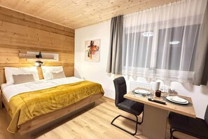 1 bedroom, iron/ironing board, WiFi, bed sheets - Timber Studio Schladming - Alpine Corner (Schladming)