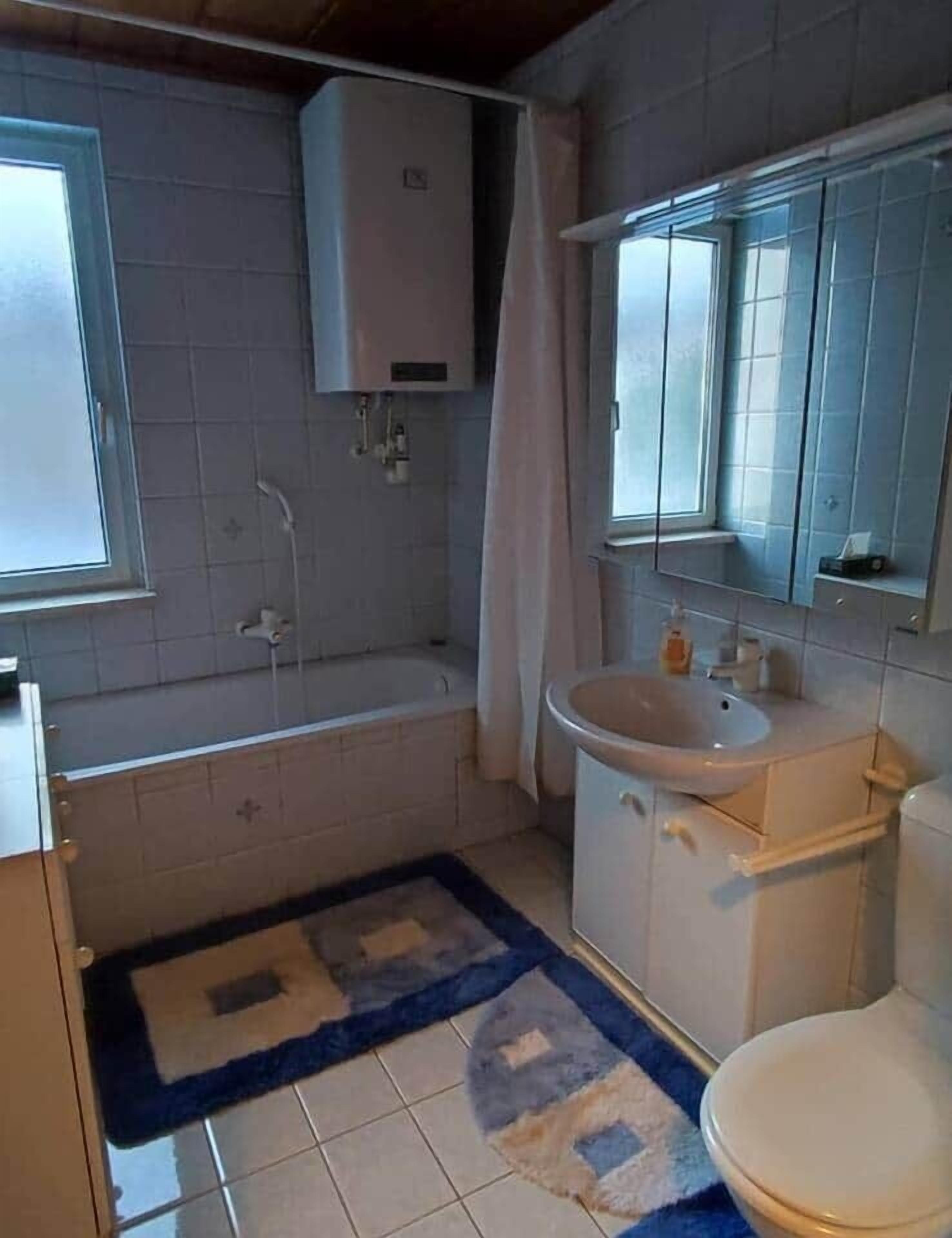 Hair dryer, towels