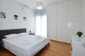 Iron/ironing board, free WiFi - Spacious minimal apartment at Chalandri (Chalandri)