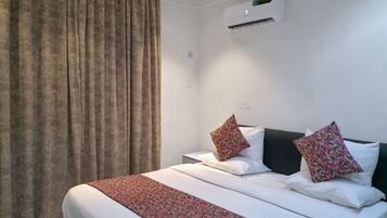 Economy Apartment, Balcony, City View