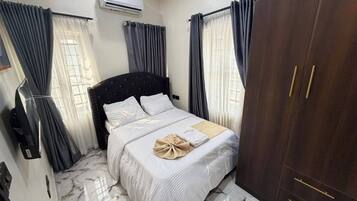 Economy Apartment, Balcony, City View