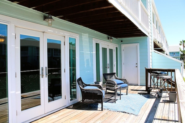 Terrace/patio - Key Allegro property overlooking canal - NEW (Rockport)