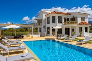 House - Villa Lefkos in Argaka (Argaka)