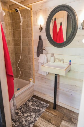 Towels, soap, toilet paper
