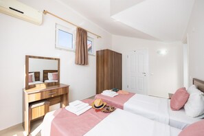 House - Four Seasons Villa in Oludeniz (Fethiye)