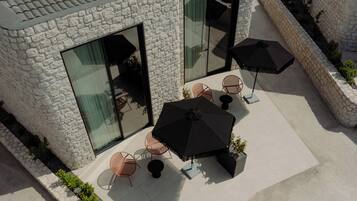 Superior Villa | Outdoor dining