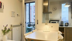 Apartment, Balkon, Stadtblick | Eigene Küche