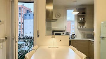 Apartment, Balkon, Stadtblick | Eigene Küche
