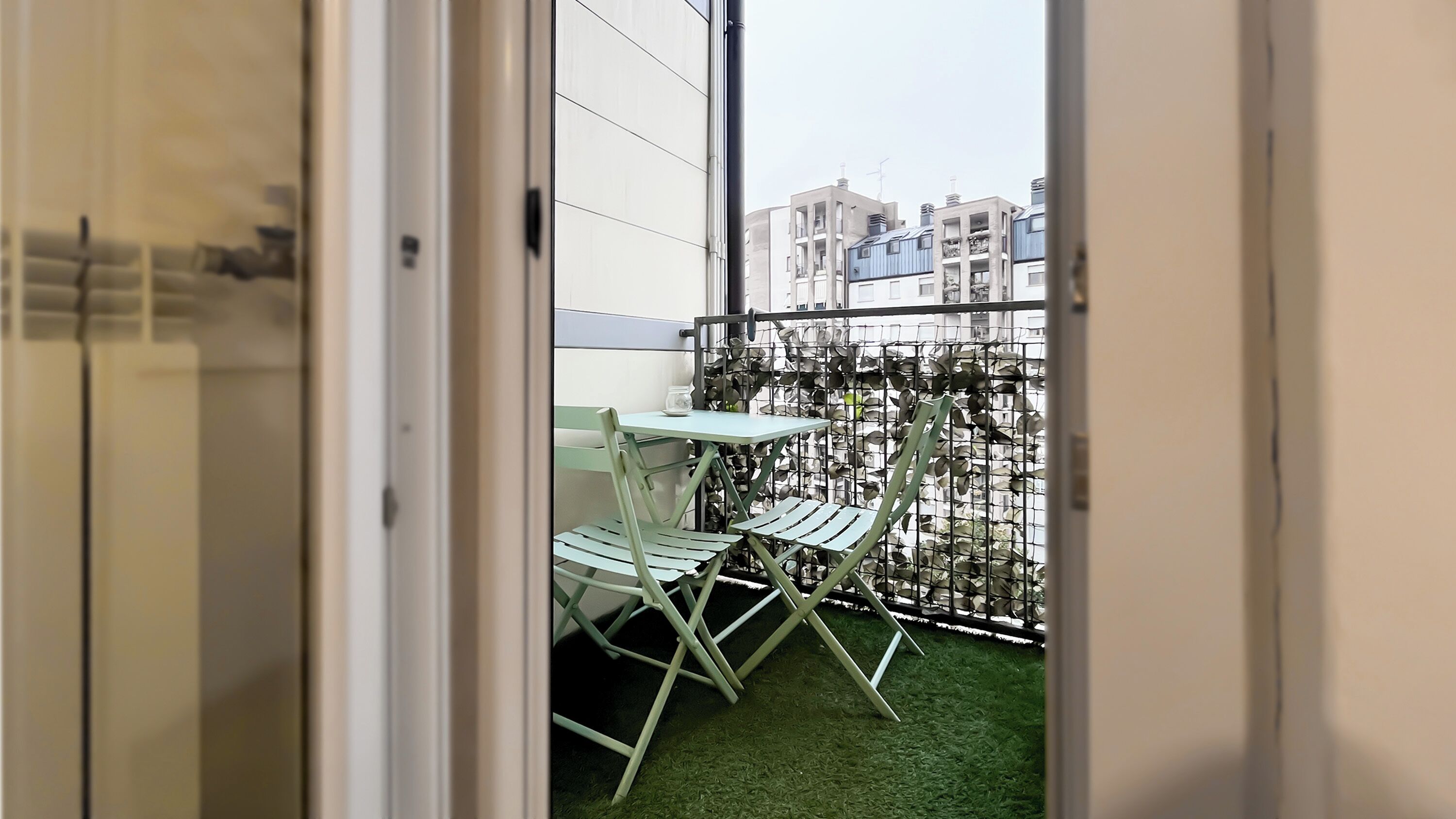 Apartment, Balcony, City View | Interior