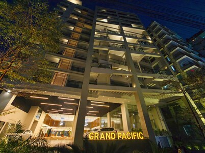 Hotel Grand Pacific
