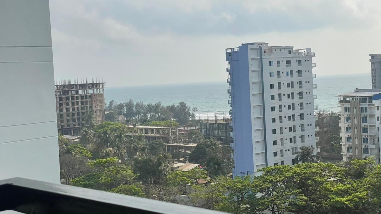 Habitación Premier con 1 cama doble o 2 individuales, balcón, vistas parciales al mar | Jardines del alojamiento