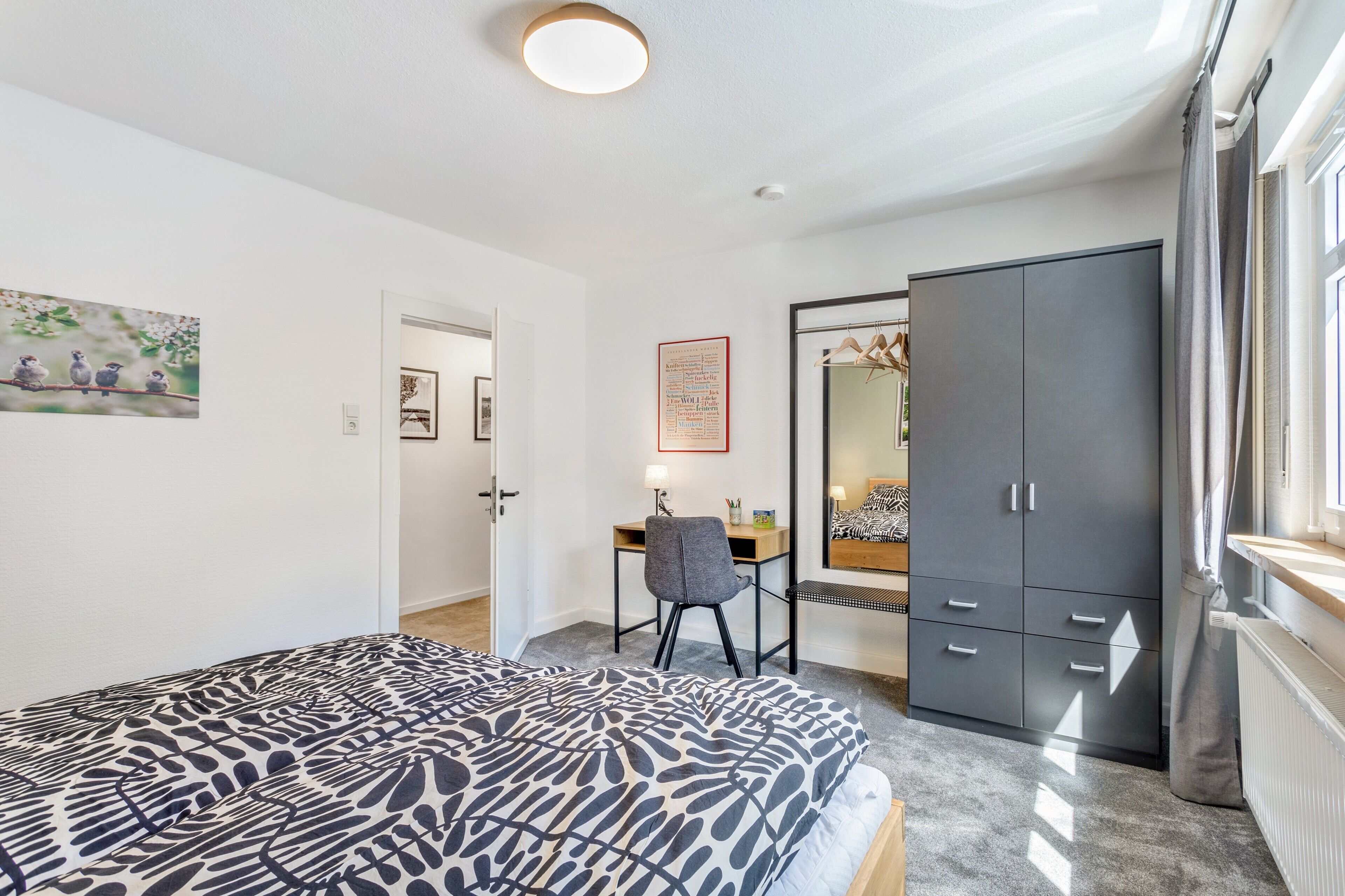 2 slaapkamers, een strijkplank/strijkijzer, wifi, beddengoed