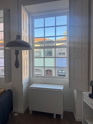 Interior - Studio (T0) for rent at Rua da Alegria nº 426, Bonfim, Porto (Porto)