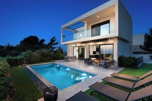 Pool - Sunset Villa Rhodes in Ixia (Rhodes)