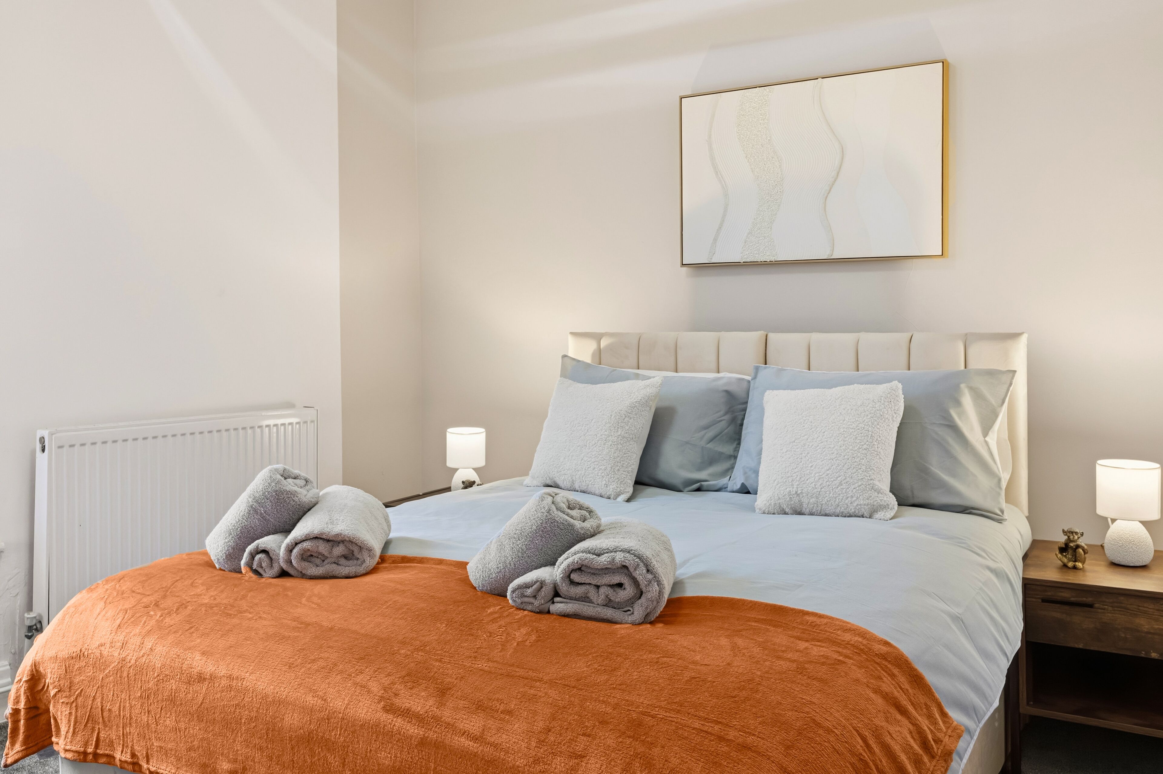 2 bedrooms, iron/ironing board, free WiFi, bed sheets