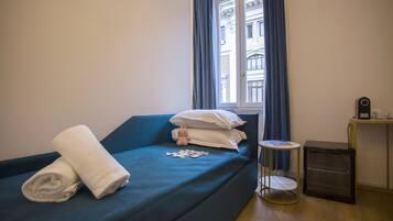 Luxury Quadruple Room, City View