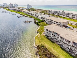 Exterior - Bay Views & Breezes  ~ Beach & Bay! (Pensacola Beach)