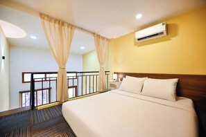 Unclassified image, 2 of 6, button - MyRoom An Viên - District 1 (Phuong Cau Ong Lanh)