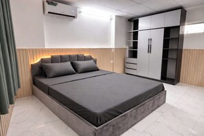 Superior Studio, Patio, Garden View - MyRoom An Viên - District 1 (Phuong Cau Ong Lanh)