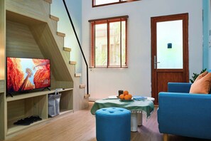 Superior Studio, Patio, Garden View - MyRoom An Viên - District 1 (Phuong Cau Ong Lanh)