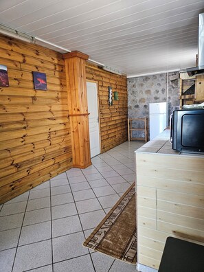 Interior - COCOTIER bungalow just a few steps from the Marine fishing shelter! (Sainte-Rose)
