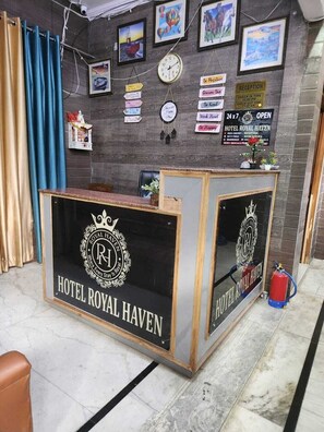 Lobby - Hotel Royal Haven  (Lucknow)