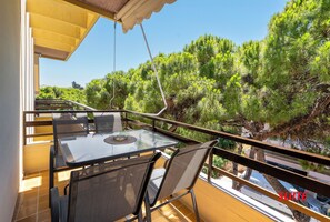 Outdoor dining - Rhodes Heart Suite, Apartment (Rhodes)