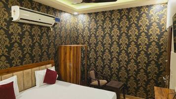 Deluxe Triple Room, Balcony