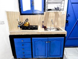 Habitación con 2 camas individuales, vistas a la montaña | Cocina privada