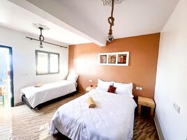 Family Studio, Partial Sea View