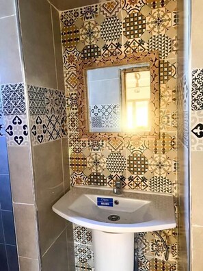 Bathroom - Superbo Stay (Taghazout)
