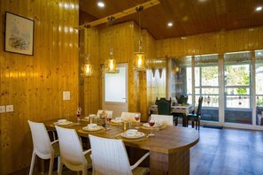 Standaard villa | Dineren