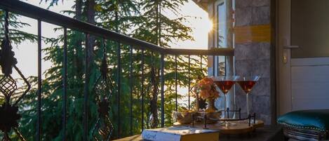 Villa estándar | Restaurante al aire libre