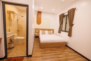 Basic Studio, Balcony - Happy Hotel (Bac Lieu)